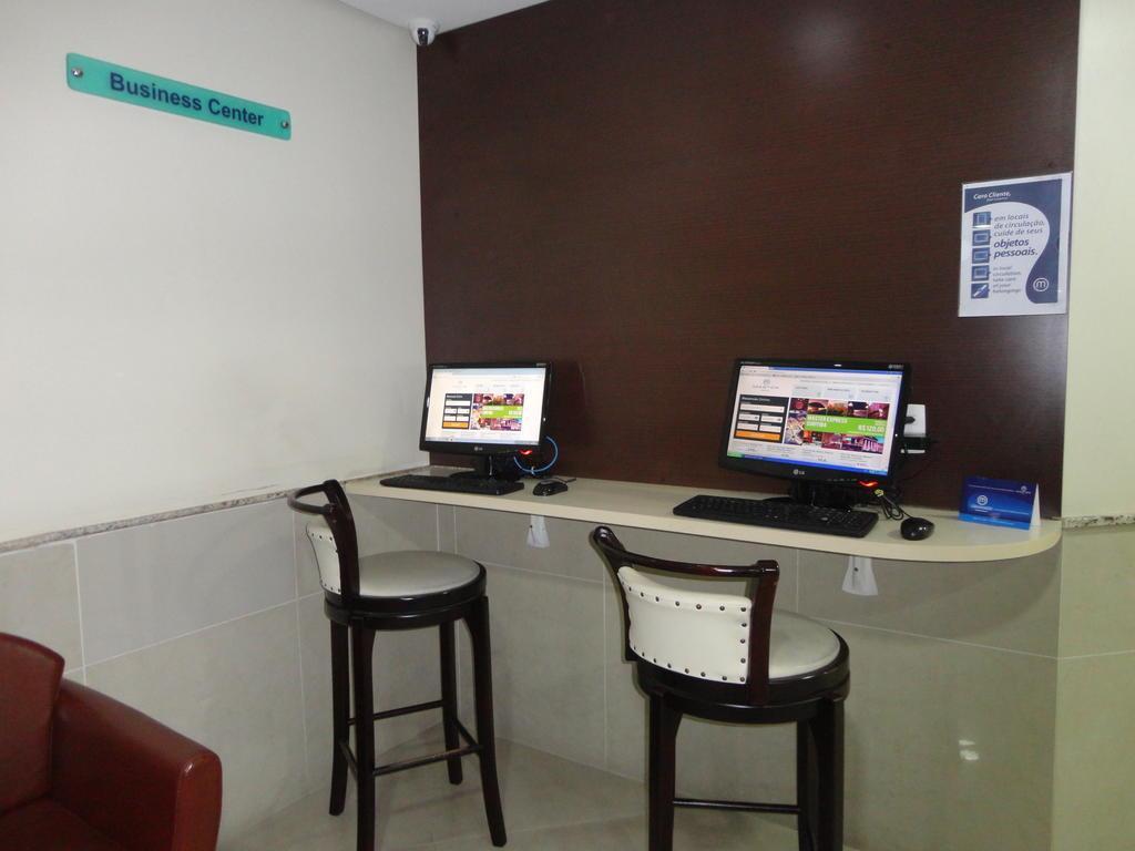 Master Express Moinhos De Vento Hotel Порту Алегри Екстериор снимка