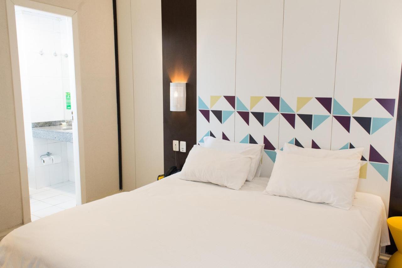 Master Express Moinhos De Vento Hotel Порту Алегри Екстериор снимка